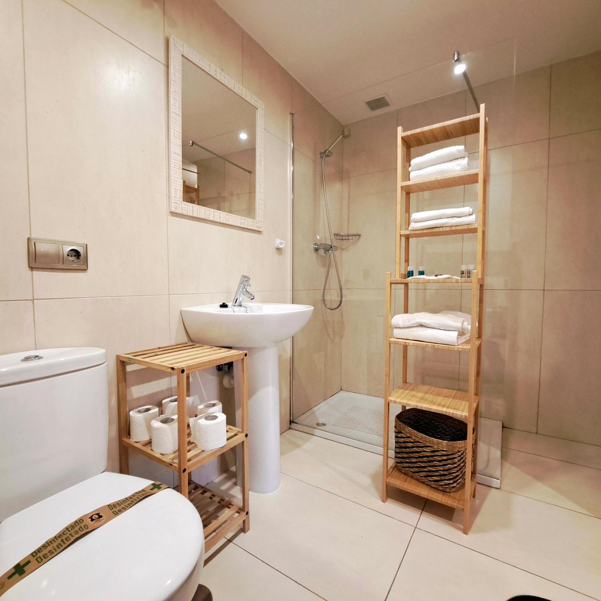 Apartamento Con Terraza Al Puente Romano Onís Dış mekan fotoğraf