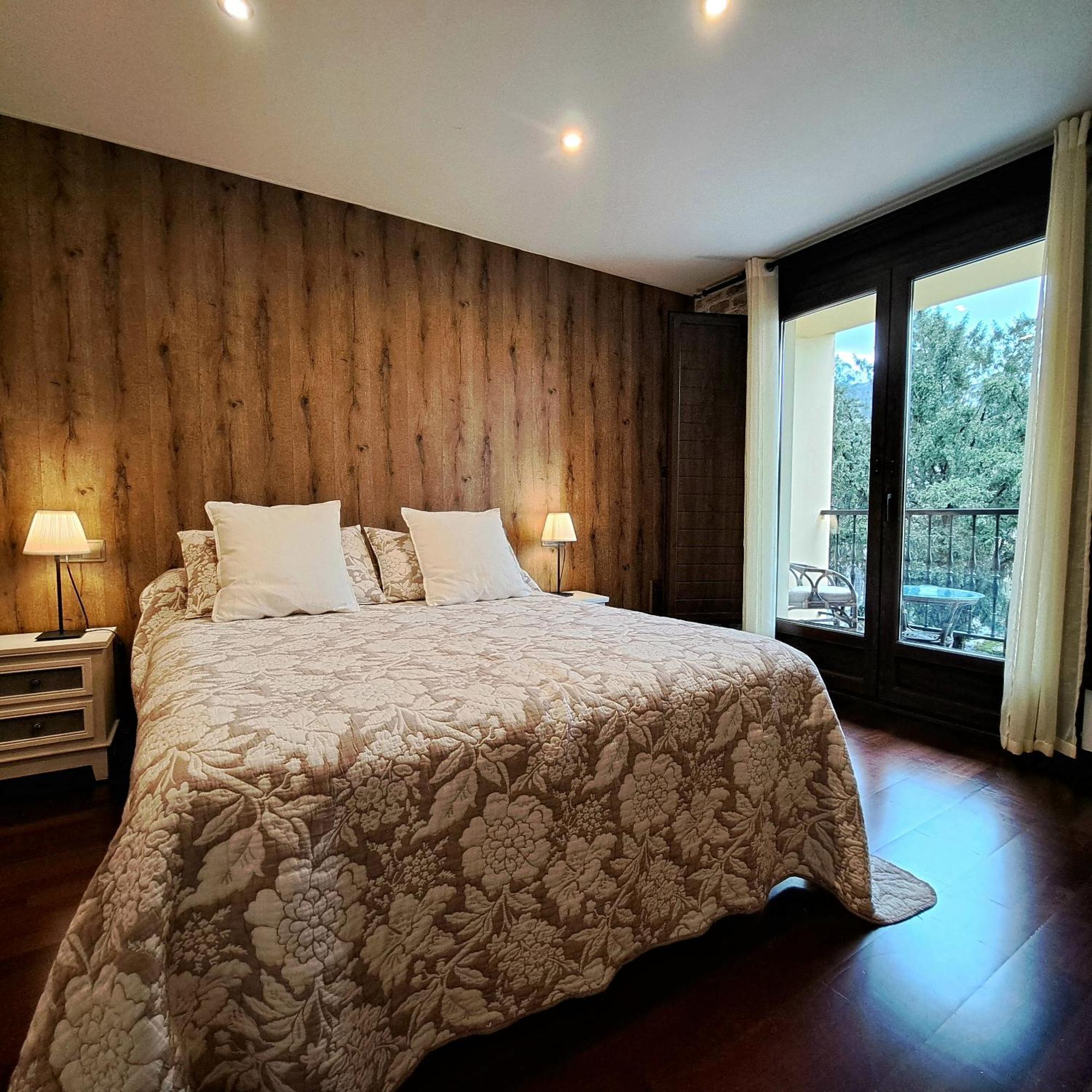 Apartamento Con Terraza Al Puente Romano Onís Dış mekan fotoğraf